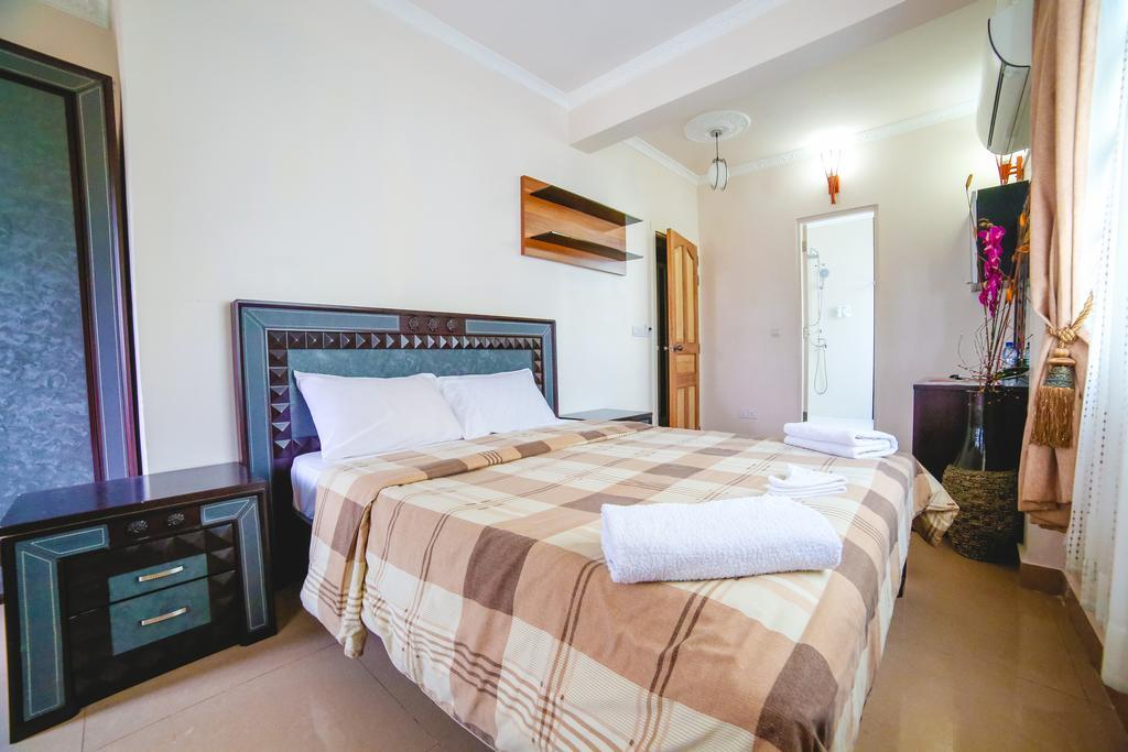מאלה Relax Beach Inn מראה חיצוני תמונה