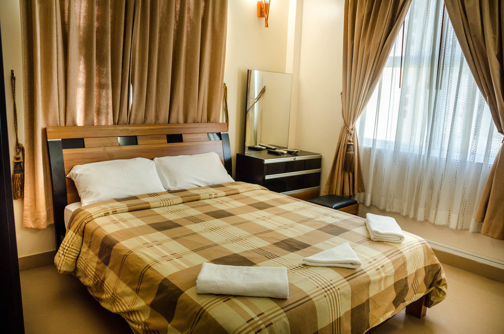 מאלה Relax Beach Inn מראה חיצוני תמונה