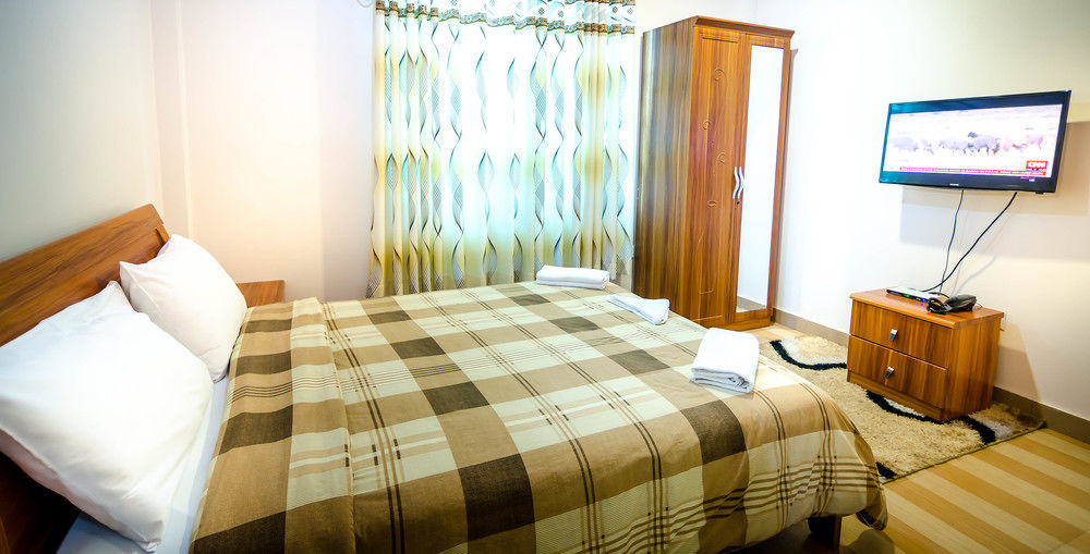 מאלה Relax Beach Inn מראה חיצוני תמונה