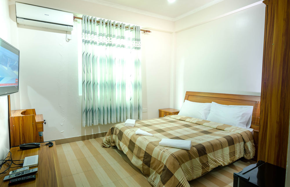 מאלה Relax Beach Inn מראה חיצוני תמונה