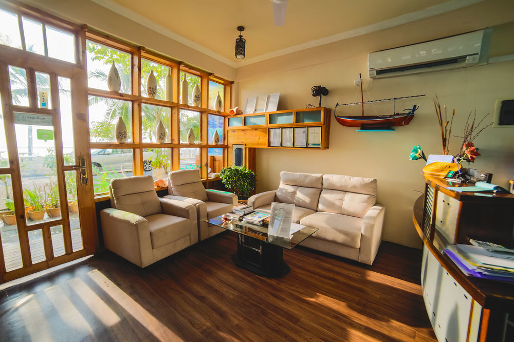 מאלה Relax Beach Inn מראה חיצוני תמונה