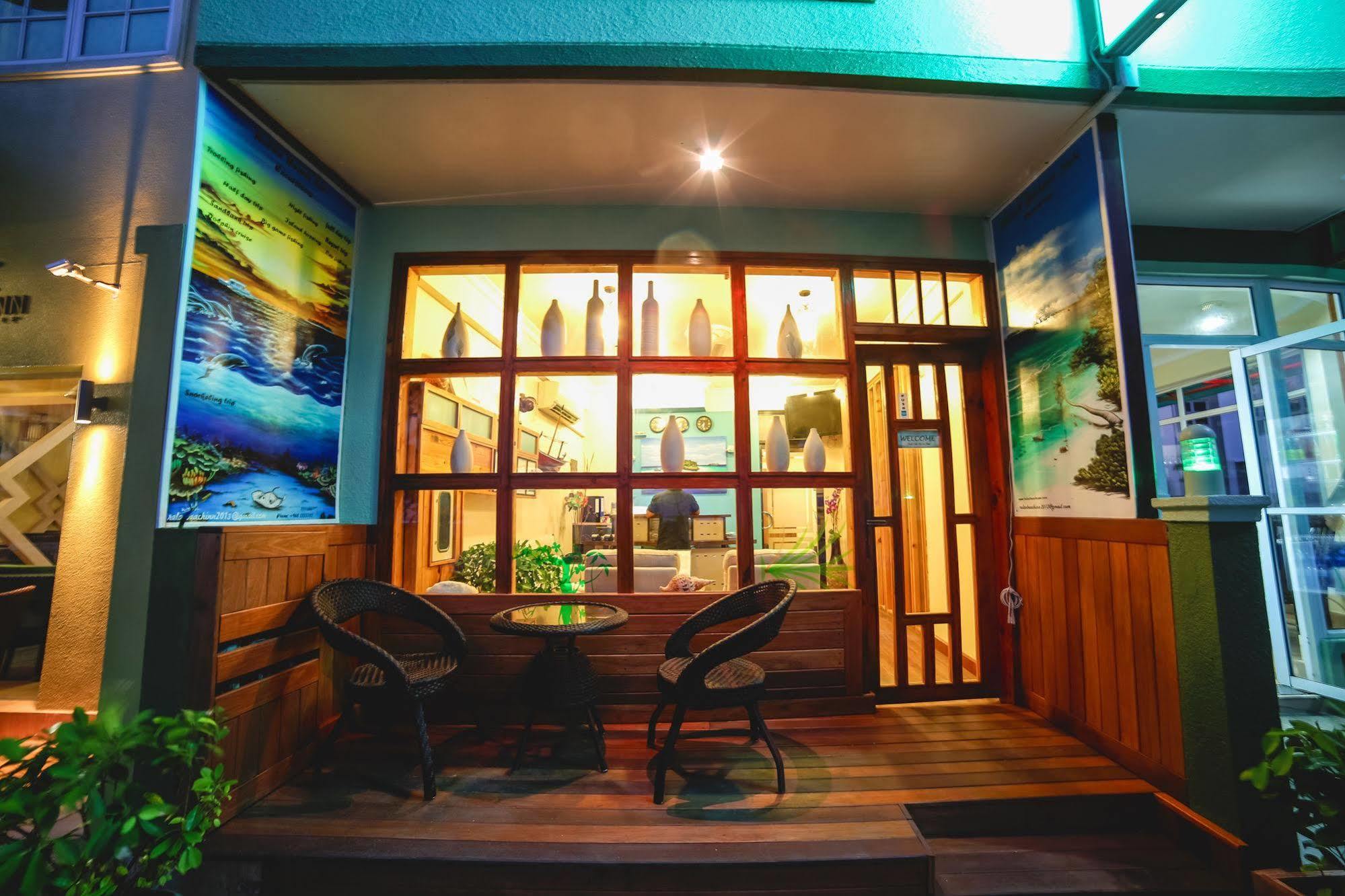 מאלה Relax Beach Inn מראה חיצוני תמונה