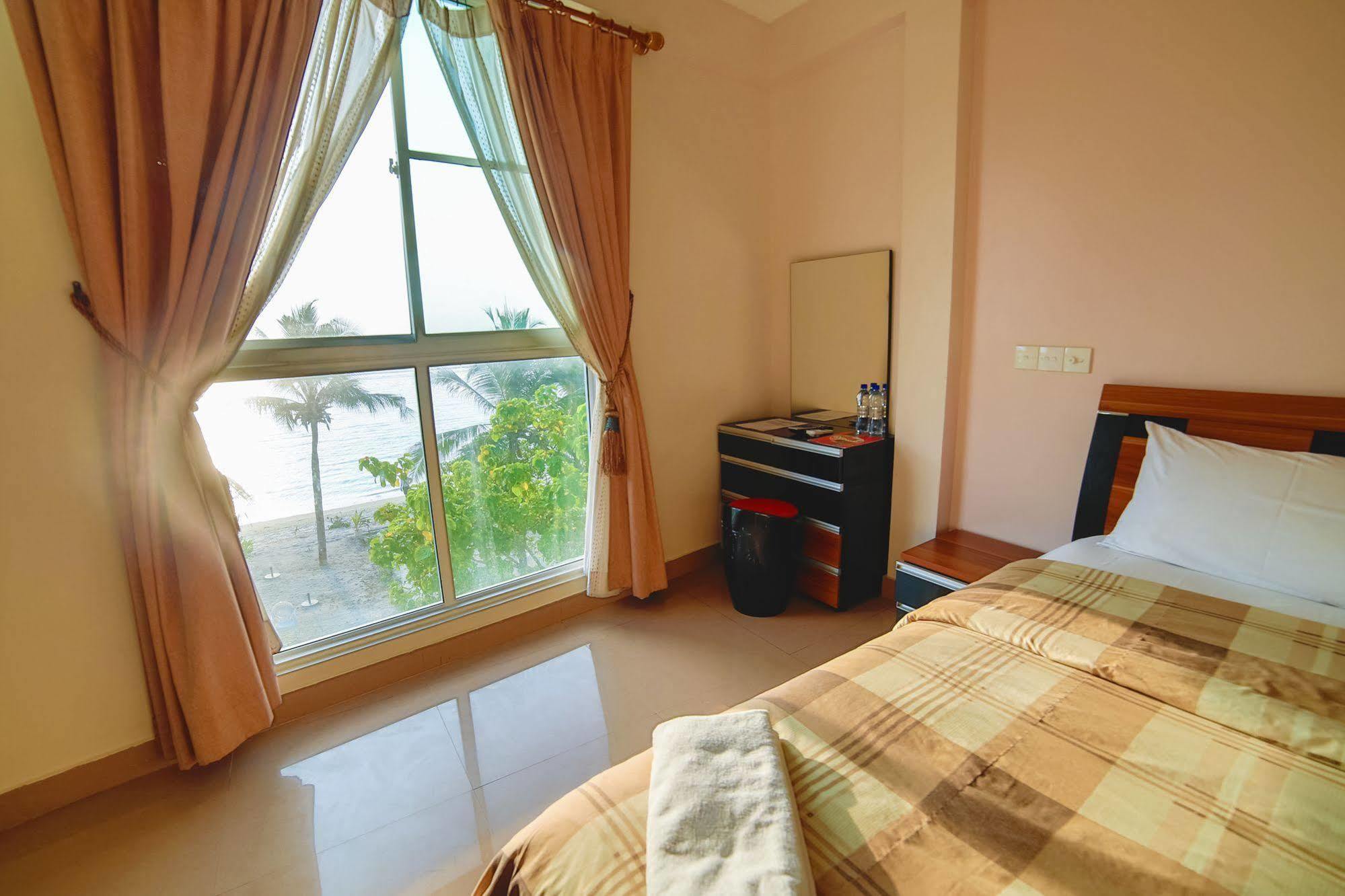 מאלה Relax Beach Inn מראה חיצוני תמונה