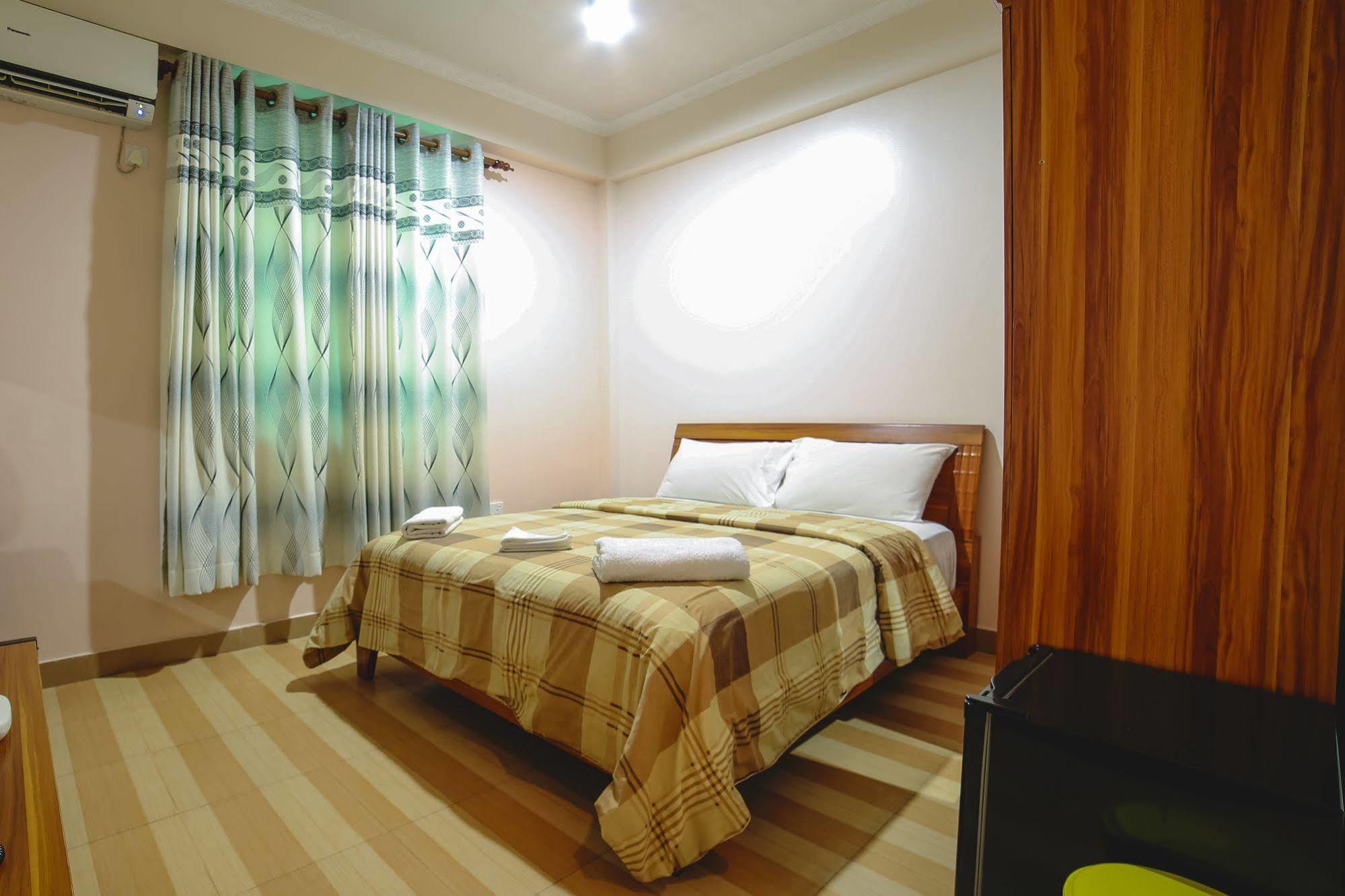 מאלה Relax Beach Inn מראה חיצוני תמונה